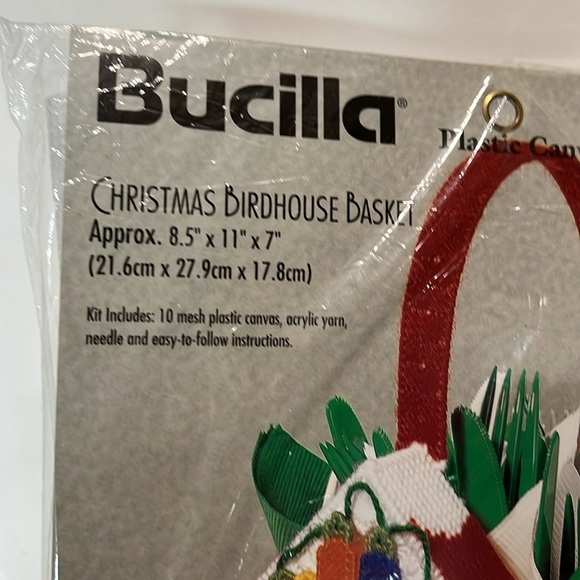 Bucilla Christmas Birdhouse Basket Kit - Picture 4 of 6